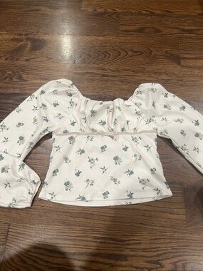 RSQ White Floral Puff-Sleeve Peasant Blouse
